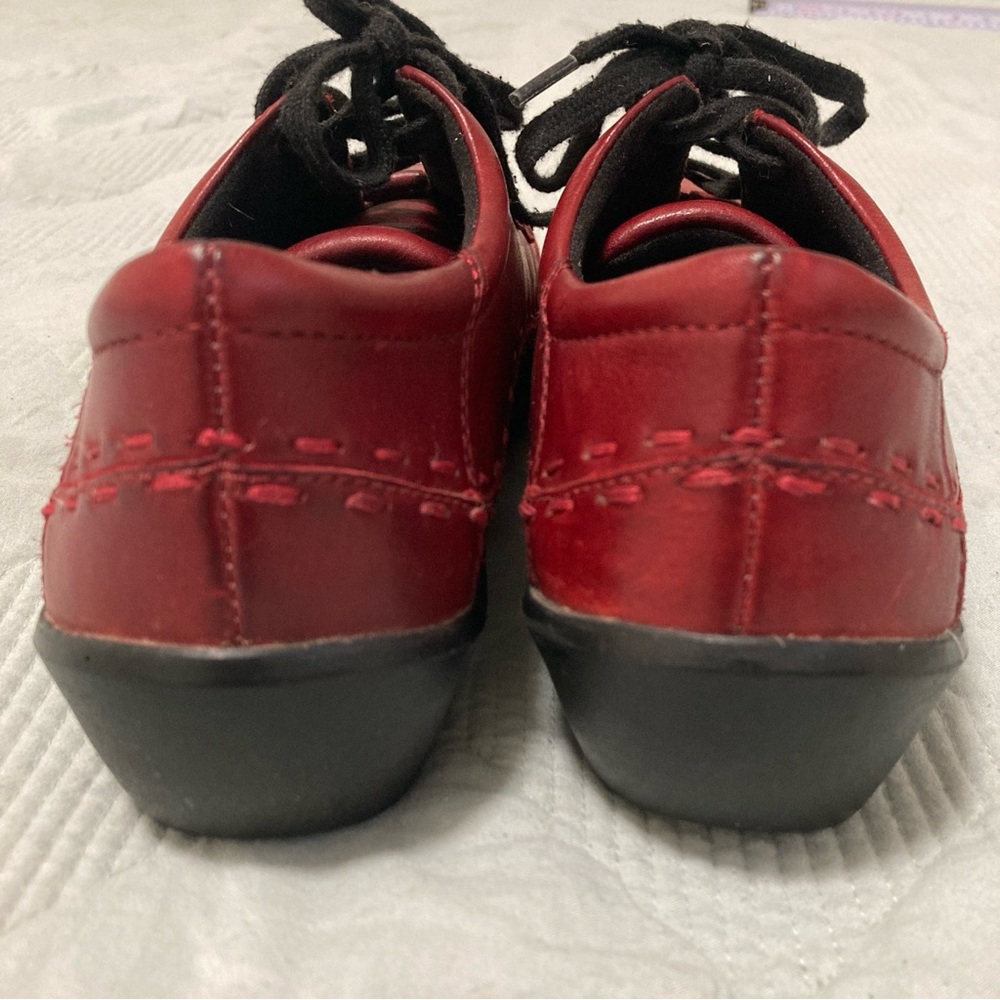 Ziera Shoes Sz EU37 US7 Red Leather Lace Up Comfort Flats All Sorts - Picture 8 of 16